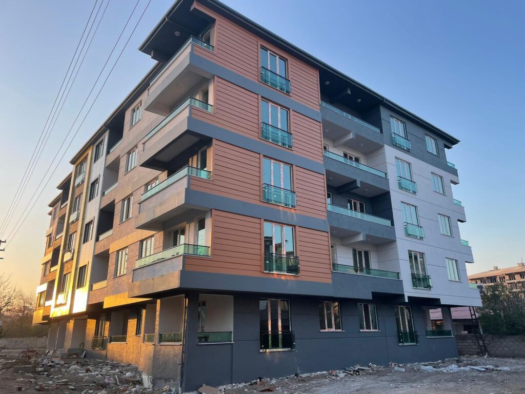 Delta & Granada Evleri 1